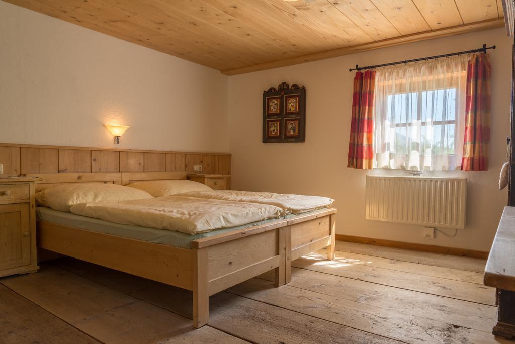 Schmiedhaeusl Villa Bruck an der Grossglocknerstrasse Room photo
